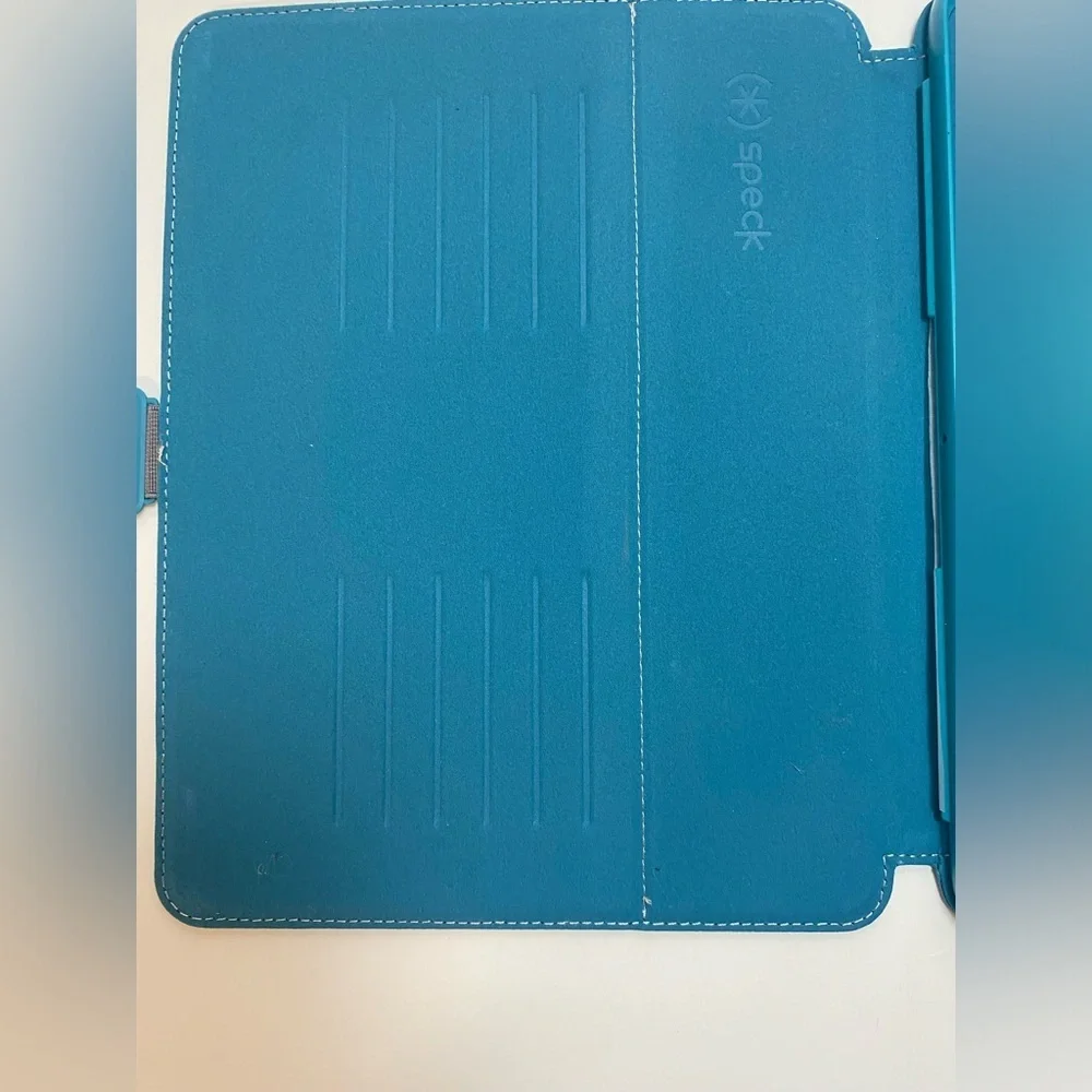 NO STYLUS Speck Blue Tablet Case New without Tags Electronic Accessory Protector